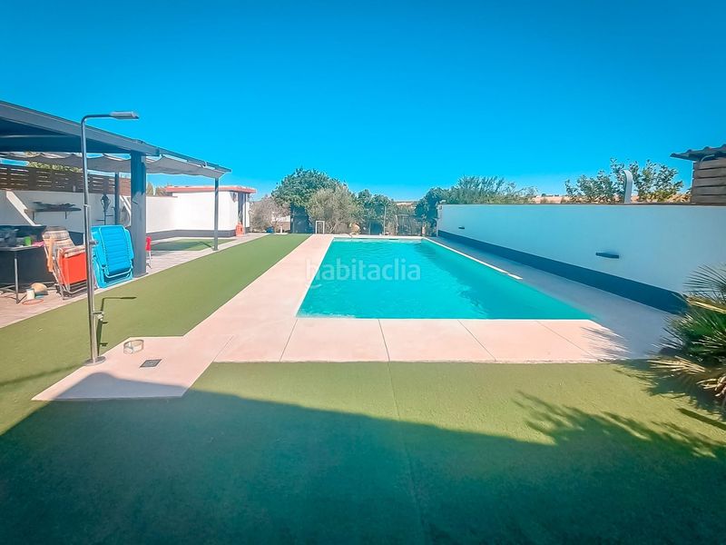 Foto 9f3e4176-2921-47df-98f2-20b4de9b368c. Chalet espectacular chalet con fantastico terreno en las lomas del rey. la carlota. córdoba en Carlota (La)