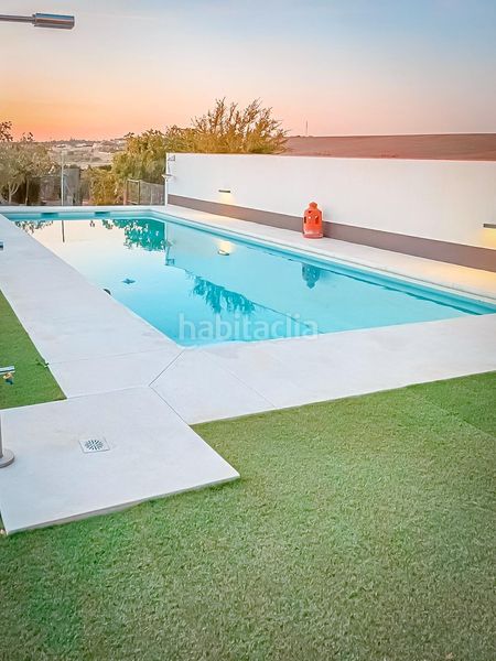 Foto d92d4d24-3fc8-4a5c-ac73-51af65a51ed7. Chalet espectacular chalet con fantastico terreno en las lomas del rey. la carlota. córdoba en Carlota (La)