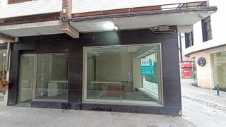Local Comercial a Calle del Conde de Robledo