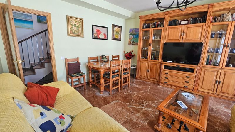 Foto edc5f30d-90c3-4aea-baa4-aceb7c35aa10. Casa a schiera con parcheggio piscina in Almodóvar del Río