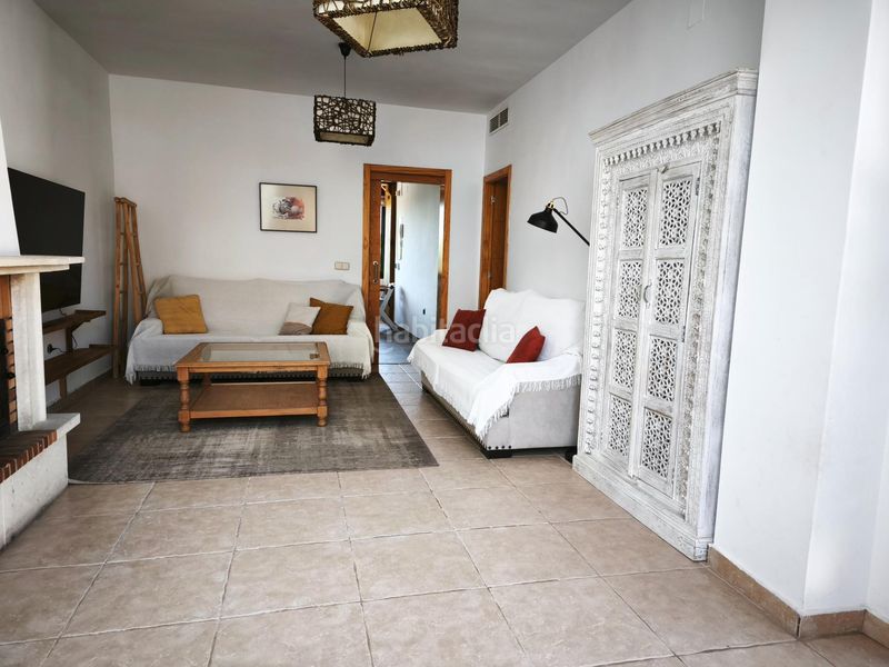 Foto 48b3a1a1-83a9-411b-9975-73cedea52658. Casa adossada amb aparcament a Las Jaras Córdoba
