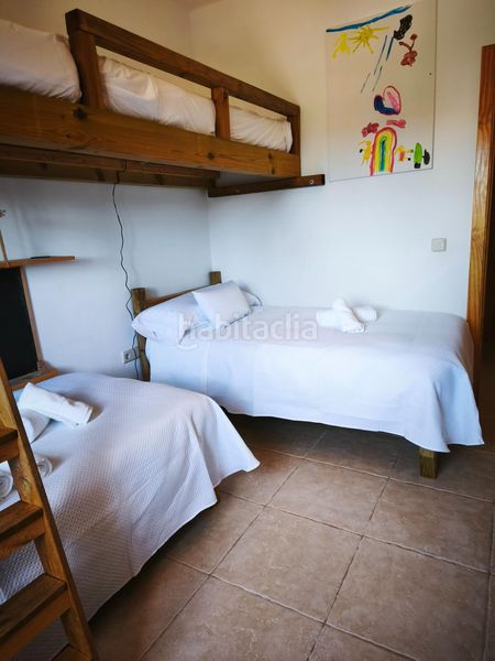 Foto ee9ee7a6-f64f-4d88-a713-54b34d71e19e. Casa adossada amb aparcament a Las Jaras Córdoba