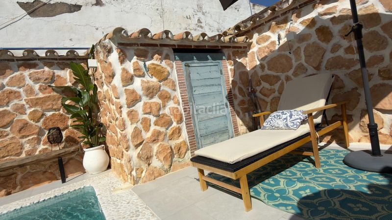 Foto 700e0ce9-6e0e-4a11-8e04-7c904f3370ad. Casa amb calefacció aparcament piscina a Almodóvar del Río