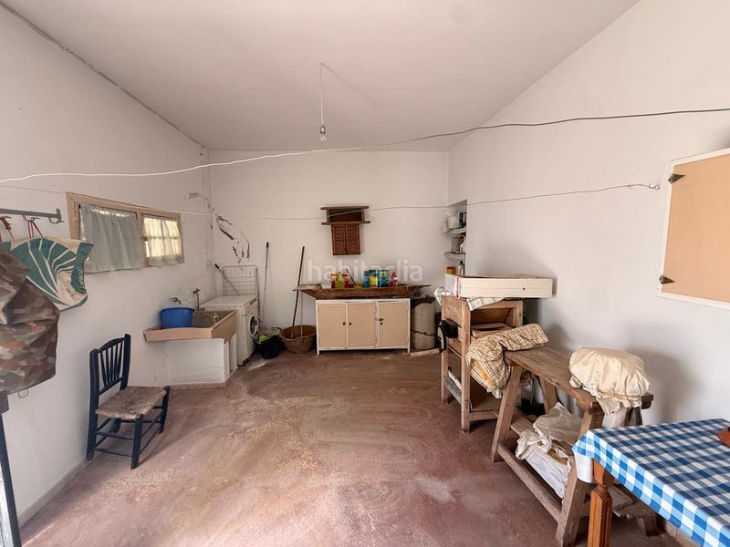Foto 29d4e8e1-5942-40a4-a0e9-927b6d0d35b1. Casa amb aparcament a Benamejí