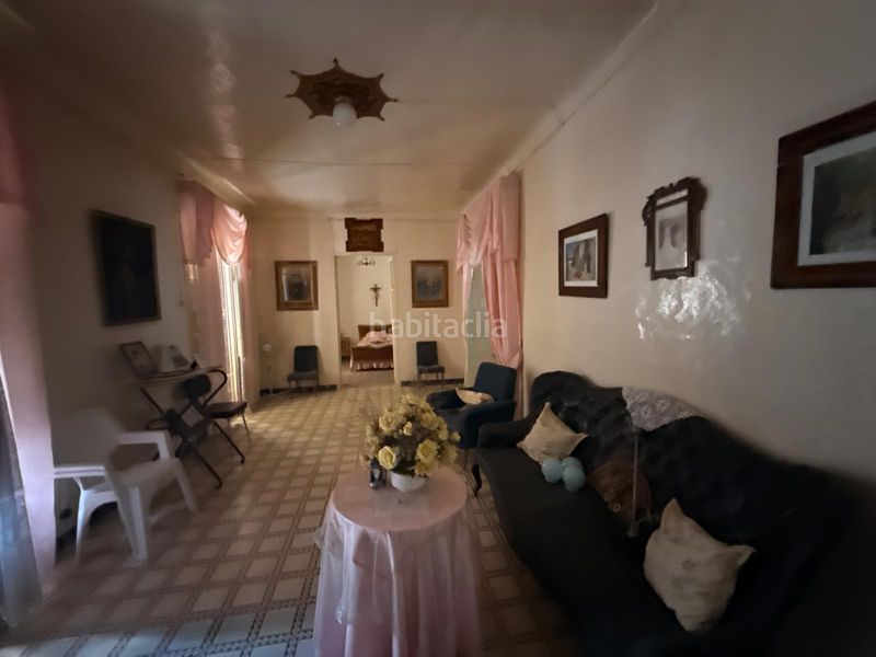Foto 7ca4653d-ce91-4383-8f9b-e129facf60ae. Casa amb aparcament a Benamejí