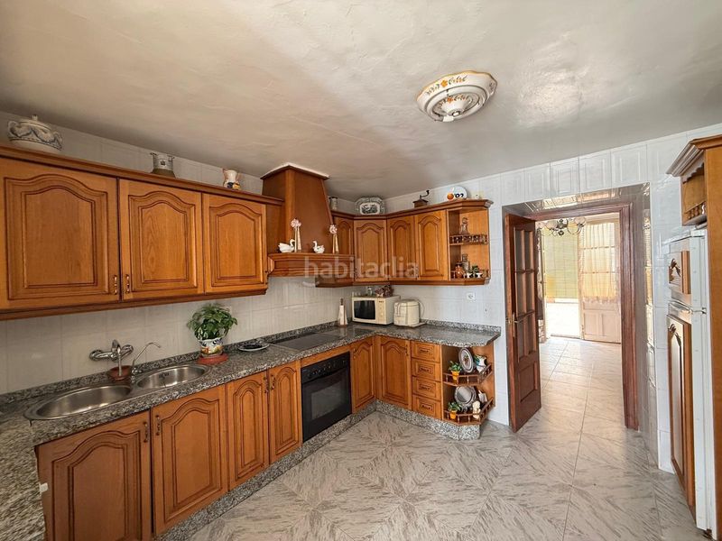 Foto e748f409-041e-4d13-85a6-b3f176d2b7d0. Casa amb aparcament a Benamejí