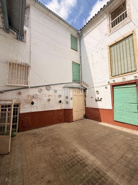 Foto eba4fc05-b306-4dcd-b897-338ed2d8a85d. Casa amb aparcament a Benamejí