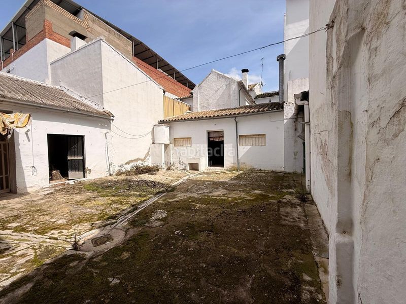 Foto fc24d267-acc9-4ab7-830c-7a3c0c415e2c. Casa amb aparcament a Benamejí