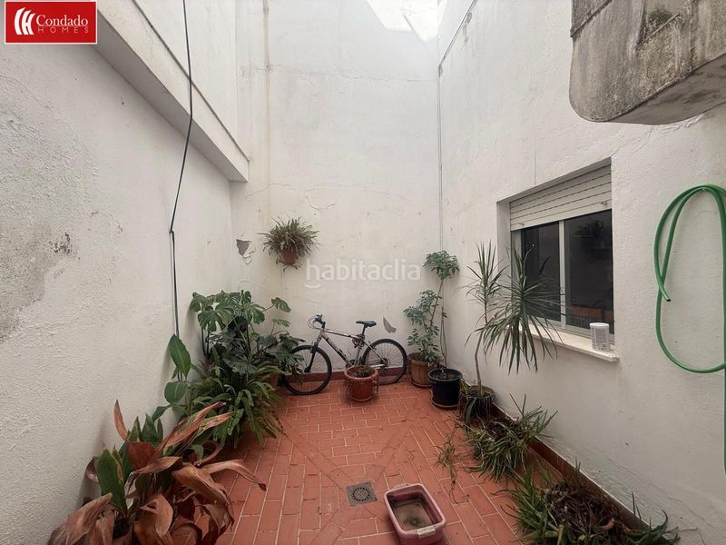 Foto 049a8f58-e074-4ea3-88f0-eeaf884c5580. Casa adossada amb aparcament a casco histórico - ribera - san basilio Córdoba