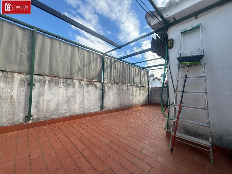 Foto 5830caf2-e8fe-42d1-81fc-568e4d7c04ac. Casa adossada amb aparcament a casco histórico - ribera - san basilio Córdoba