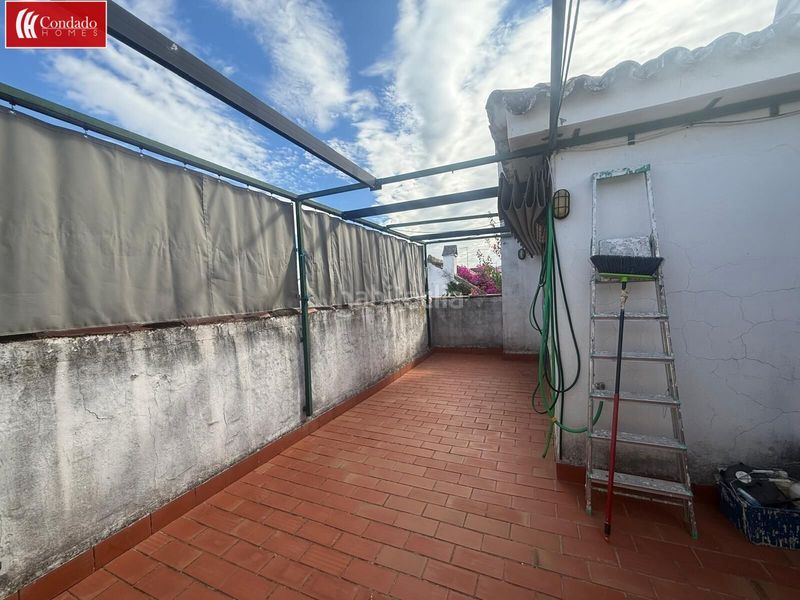 Foto a538b529-392d-47ab-bd4d-5c45e4a89454. Casa adossada amb aparcament a casco histórico - ribera - san basilio Córdoba