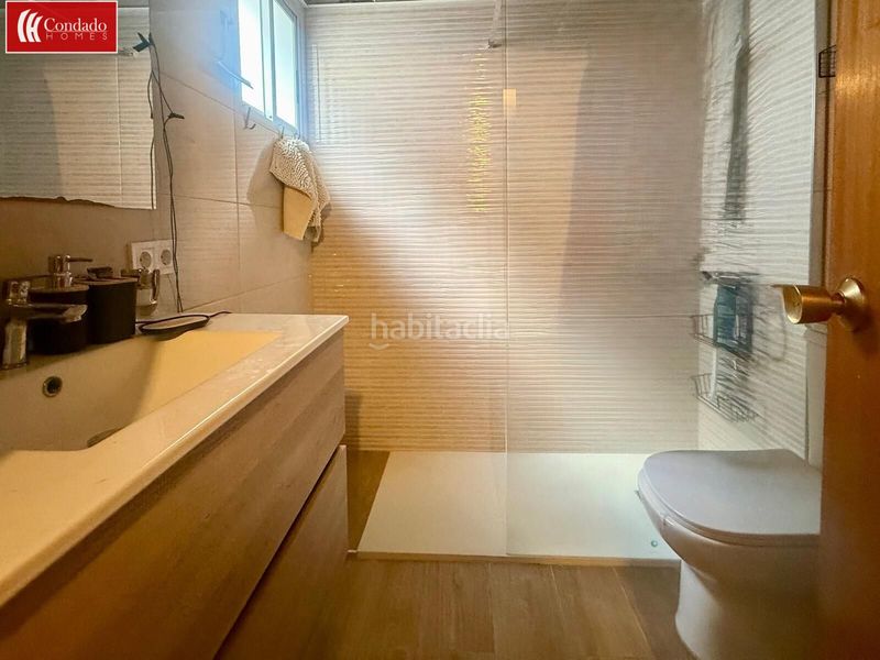 Foto f478bc86-8e6c-4ff9-904d-be0a7d6a33ec. Casa adossada amb aparcament a casco histórico - ribera - san basilio Córdoba