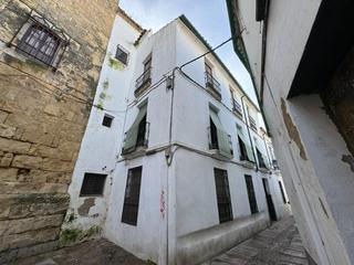 Maison  Calle de las cabezas. Casa de techos altos en plena judería, cordoba