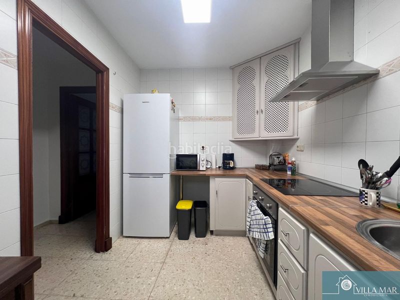 Foto b4709791-a997-4576-850b-1b9f7e8b5c23. Casa amb aparcament a Centro - La Costilla Rota