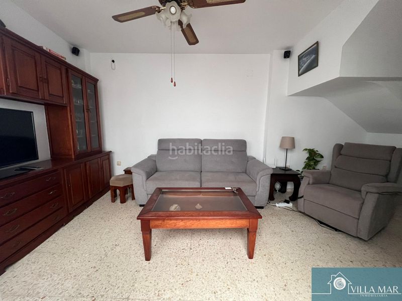 Foto 4f8799e6-e849-4b18-8556-699c78ae2623. Casa amb aparcament a Centro - La Costilla Rota