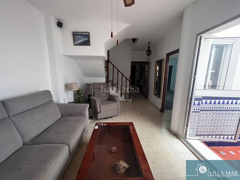 Foto 6265022d-7629-48b2-b6ce-694171612a8d. Casa amb aparcament a Centro - La Costilla Rota