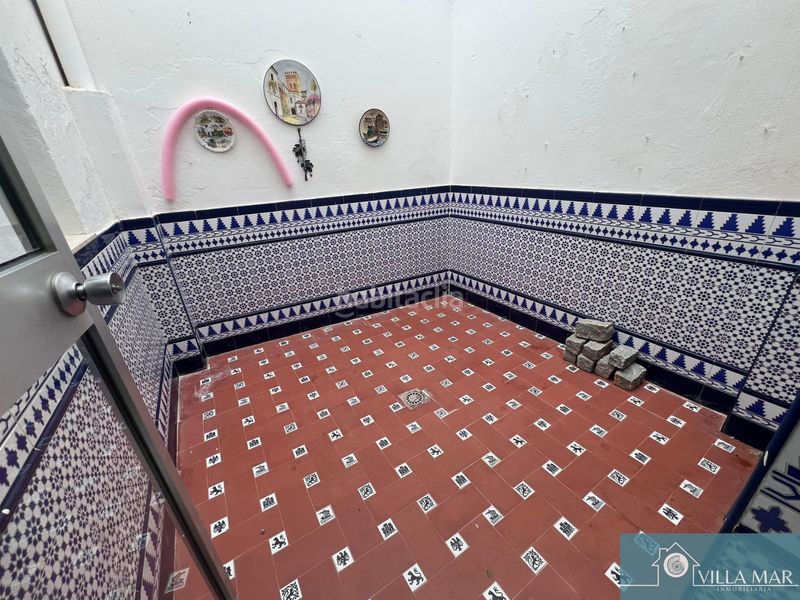 Foto a4f6ad59-6cab-4030-886b-7401d93156eb. Casa amb aparcament a Centro - La Costilla Rota