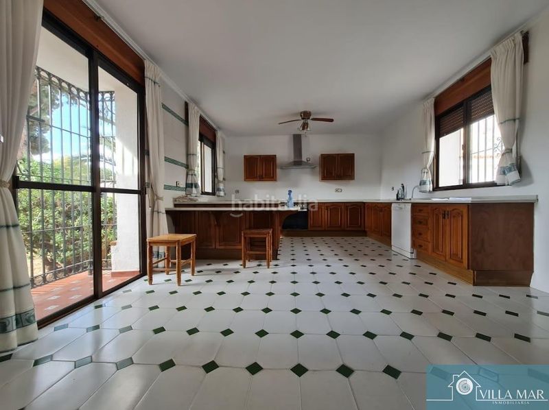 Foto 61a8f633-4494-4dab-b9df-2ac155ba690a. Xalet amb aparcament piscina a Aguadulce - Almadraba - Punta Candor Rota