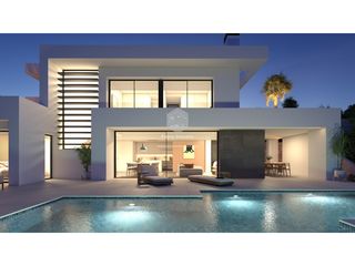 Casa en Cumbre del Sol. Villa de lujo contemporánea con piscina infinita y vistas panorá