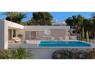 Casa en Cumbre del Sol. Villa moderna de lujo de un solo nivel con piscina privada y vis