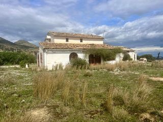 Casa en Benissa Pueblo. Un sueño de renovación conoce esta finca tradicional española co