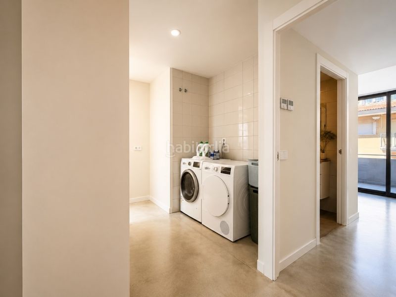 Foto 2bd0552a-be19-4199-9a8a-54872c097166. Edifici a Campello Playa Campello (el)