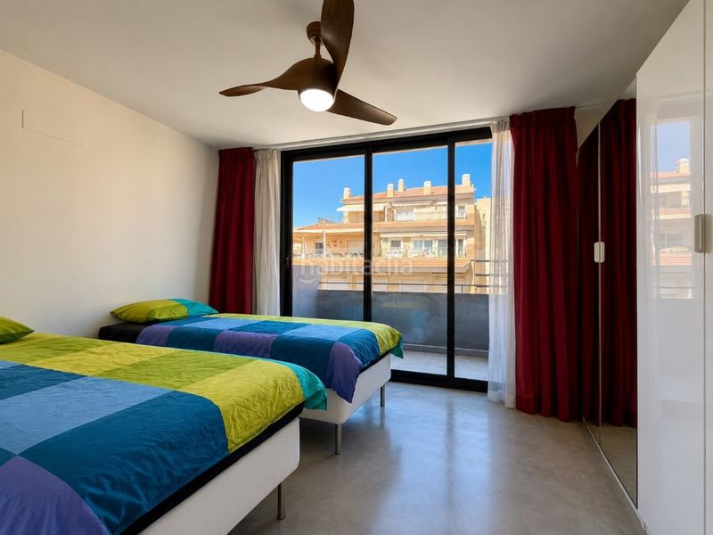 Foto a1a585a1-ef08-47f1-8636-242081891015. Edifici a Campello Playa Campello (el)