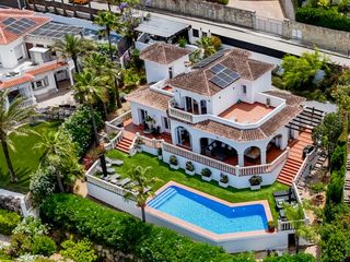 Lloguer Casa a Partida Comunes-Adsubia. Villa mediterránea recientemente renovada con vistas panorámicas