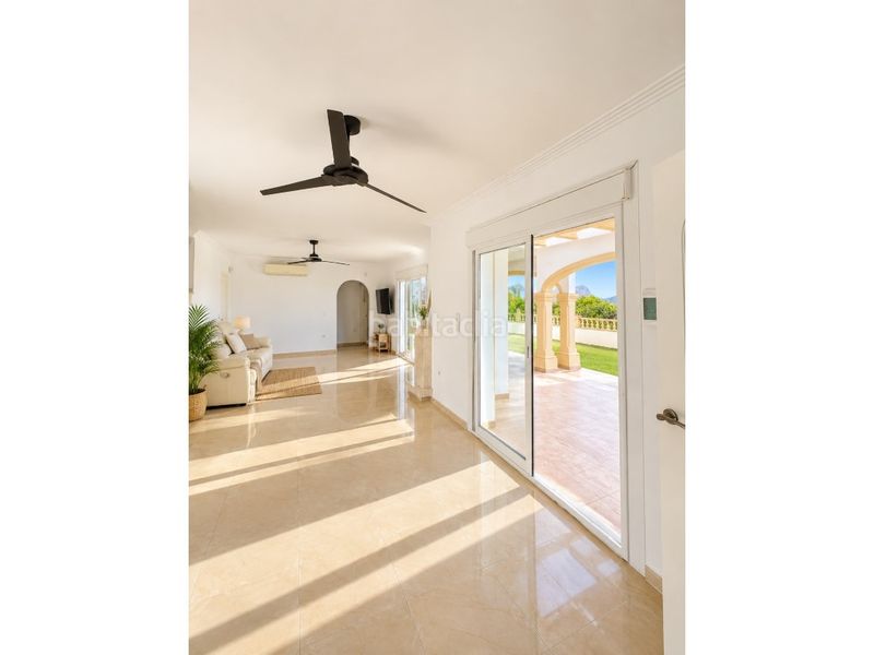 Foto a7a195e4-f860-49a7-9c71-84e8055ea27f. Casa amb calefacció aparcament piscina a Beniarbeig