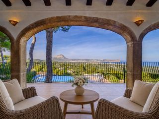 Casa a Portichol-Balcón al Mar. Magnífica villa con vistas al mar en exclusiva zona de jávea