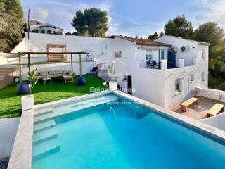 Casa a La Pedrera-Vessanes. Villa de 4 habitaciones con fantásticas vistas abiertas al mar e