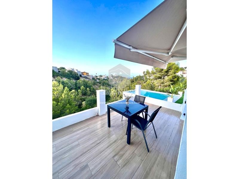 Foto 1783d403-21ff-4c5d-b138-8371e03c1c14. Casa villa de 4 habitaciones con fantásticas vistas abiertas al mar en el montgó, en Dénia