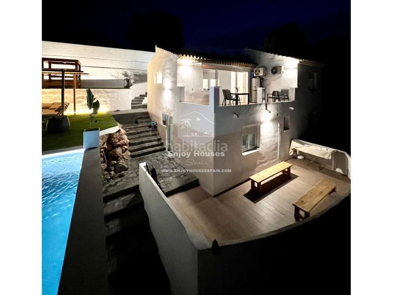 Foto f999afc6-d9bd-4cb9-905a-dca8a168fd27. Casa villa de 4 habitaciones con fantásticas vistas abiertas al mar en el montgó, en Dénia