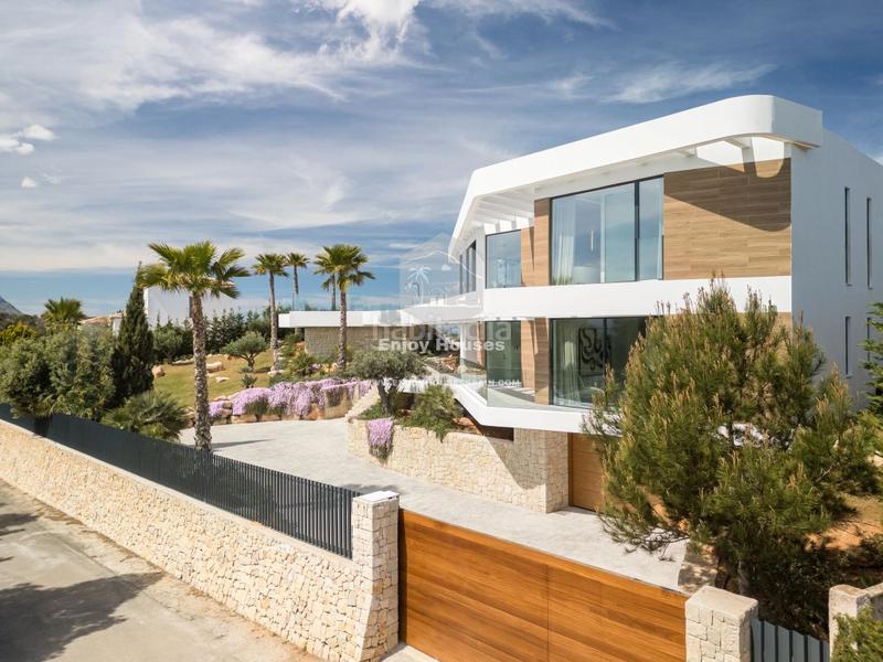 Foto 0db8870d-e1ab-445a-a308-85ce4b51c58c. Casa amb piscina a Portichol-Balcón al Mar Xàbia