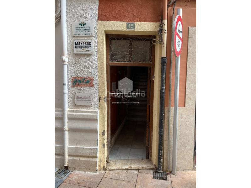 Foto b26774b7-ca0c-4150-bb28-07999409ab6f. Edifici a Centro Urbano Dénia
