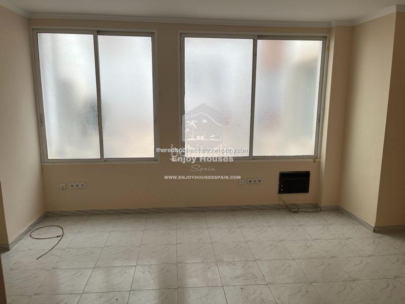 Foto cb084d80-b4c3-4114-9a58-8cb977e57aef. Edifici a Centro Urbano Dénia