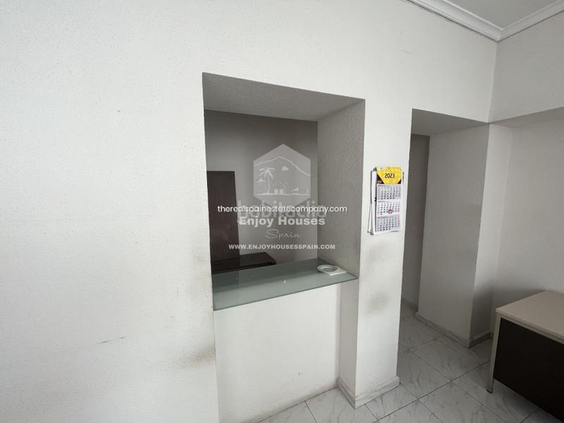 Foto ce818bd5-aad2-45d2-a94e-771cbe0dca44. Edifici a Centro Urbano Dénia