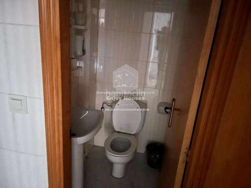 Foto d556a9eb-75a3-4fe2-a80a-27627e4d21dd. Edifici a Centro Urbano Dénia