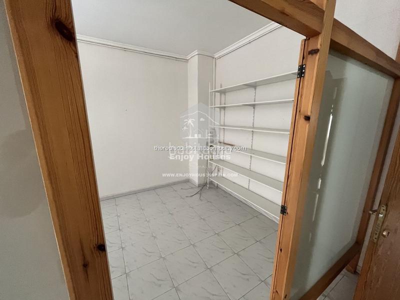 Foto d7fc6544-d13b-4e02-a53a-885c6690bfef. Edifici a Centro Urbano Dénia