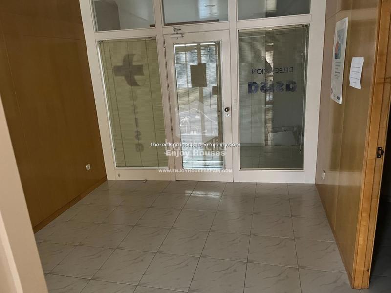 Foto fe4006e9-6b29-4c4b-8155-e7419bf084cd. Edifici a Centro Urbano Dénia