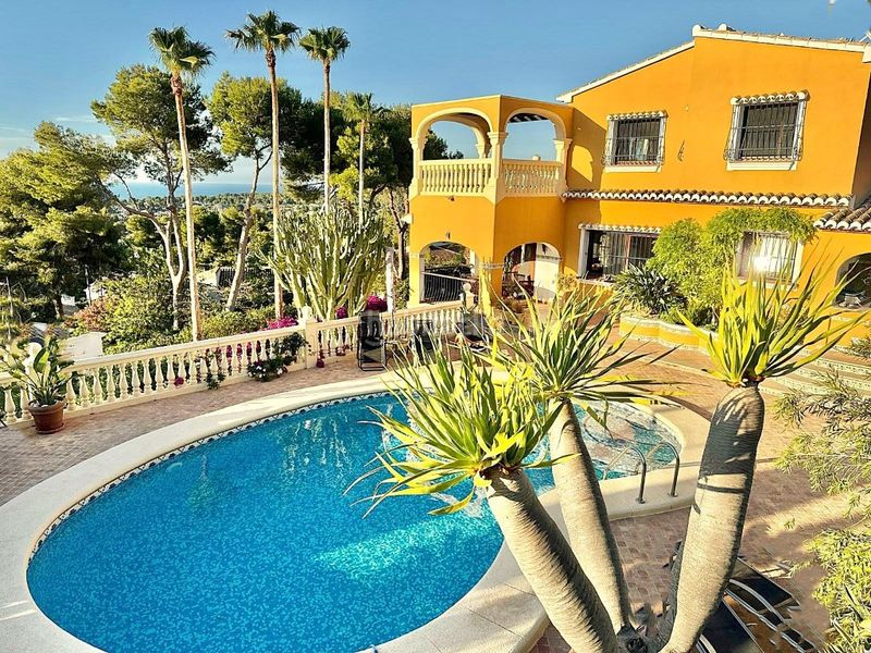 Foto 773ea641-922c-459d-aba3-f2ea1c0dd57d. Casa encantadora villa española en tosalet cap marti javea en Xàbia