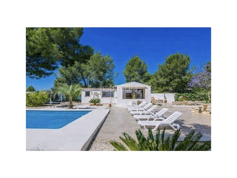 Foto 064675e6-2865-466b-abdc-1b13ca27bfa9. Casa amb aparcament piscina a Teulada