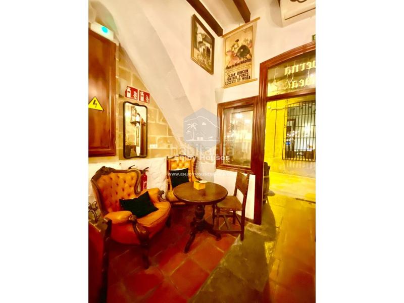 Foto 0cfb3c95-7f09-431d-bc13-46db7e0f8702. Local comercial excepcional oportunidad de inversión en el casco antiguo de jávea en Xàbia