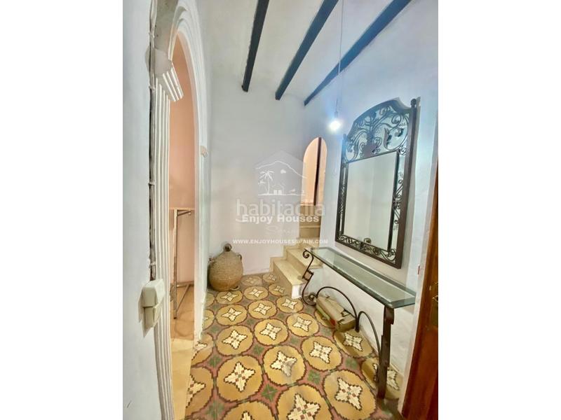 Foto 245a41c4-2b21-4678-827f-91715cabb3c6. Local comercial excepcional oportunidad de inversión en el casco antiguo de jávea en Xàbia