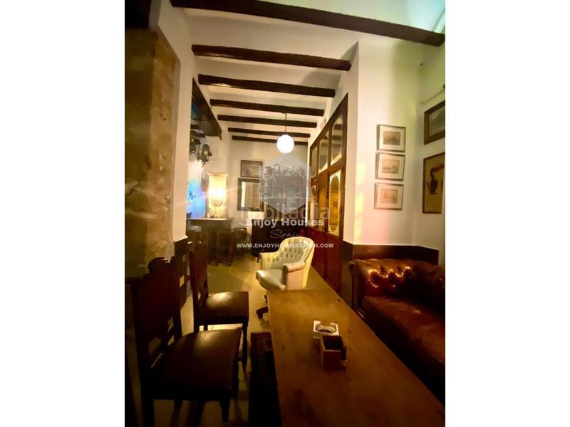 Foto 317db9c7-466a-409c-99f7-3a700f731309. Local comercial excepcional oportunidad de inversión en el casco antiguo de jávea en Xàbia