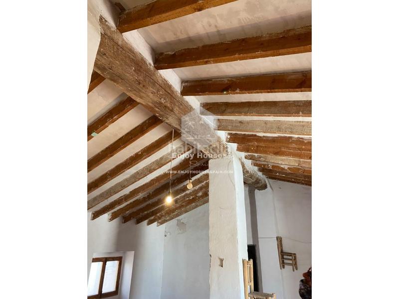 Foto 486d37df-de5d-48f7-bda1-635e2b15da77. Local comercial excepcional oportunidad de inversión en el casco antiguo de jávea en Xàbia