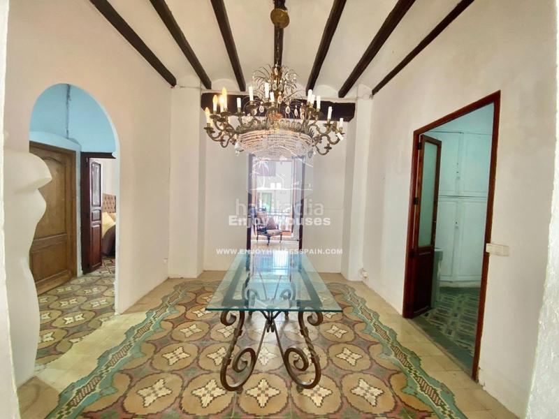 Foto 4da1c8a5-6782-4cb0-8d6f-b55e822cdd33. Local comercial excepcional oportunidad de inversión en el casco antiguo de jávea en Xàbia