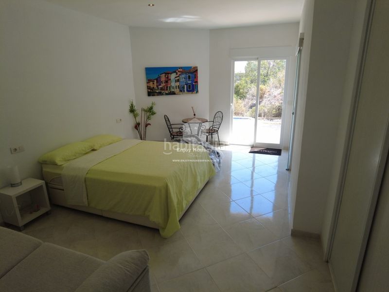 Foto 51c74efc-f77c-4ece-8584-a55be45db8af. Casa amb calefacció piscina a La Pedrera-Vessanes Dénia