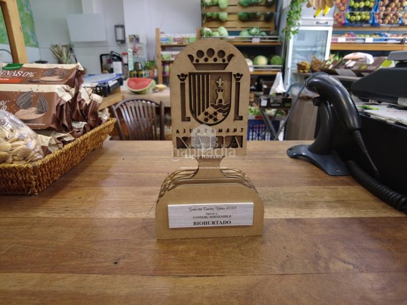 Foto 5ec080a5-e7e5-4d3e-a3d7-1931c2843b36. Location local commercial dans Puerto Xàbia