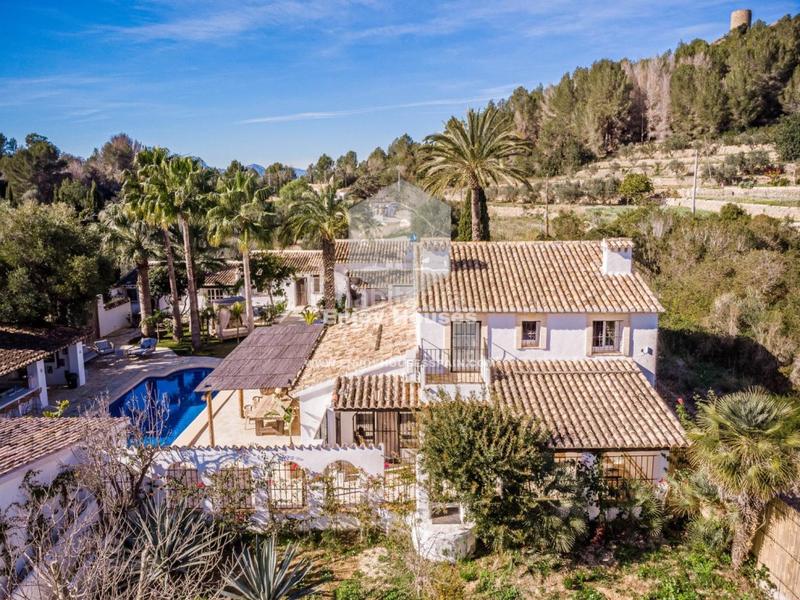 Foto 183a31c7-82c0-4016-bbd0-f54d3a7073af. Maison avec parking piscine dans Jesús Pobre Dénia